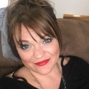 Meet your Posher, Carrie